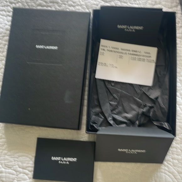 Boxes, packaging -YSL and Lagos - Picture 3 of 6